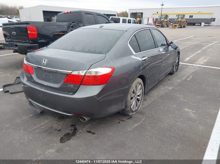 1HGCR3F89EA800770 2014 HONDA ACCORD photo no. 4
