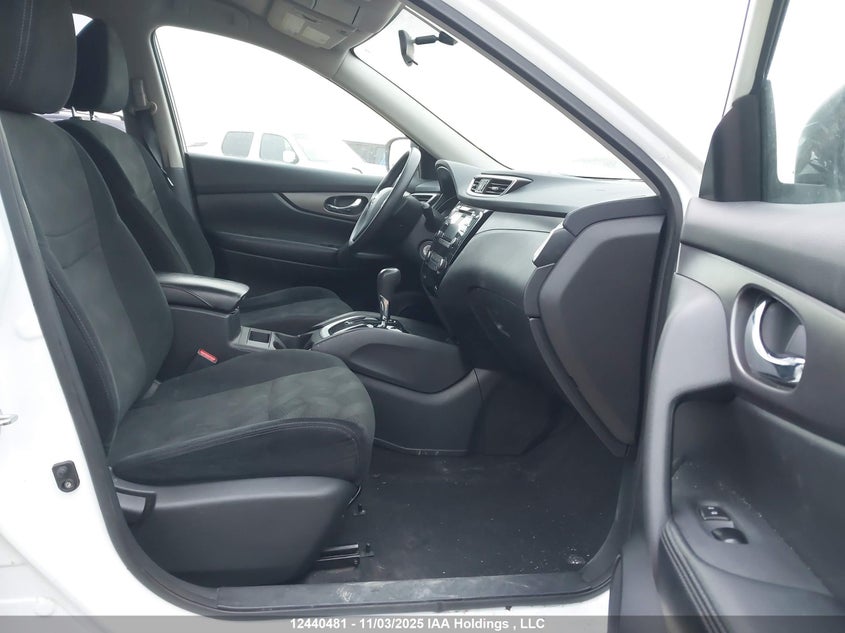 5N1AT2MV9GC766133 2016 NISSAN ROGUE photo no. 5