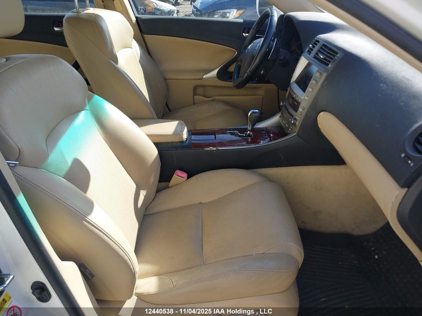 JTHCK262572014033 2007 LEXUS IS photo no. 5