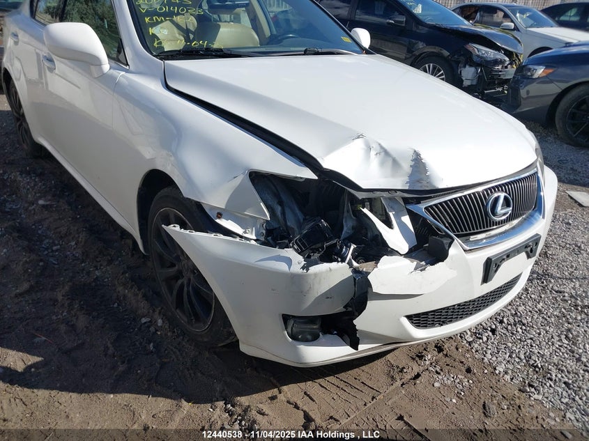 JTHCK262572014033 2007 LEXUS IS photo no. 6