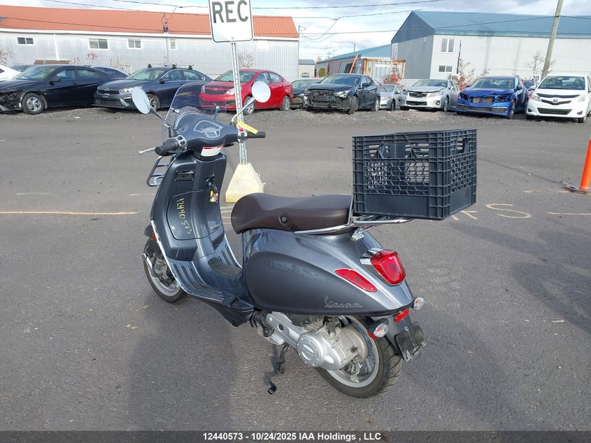 ZAPCA06B5P5106488 2023 VESPA  photo no. 3