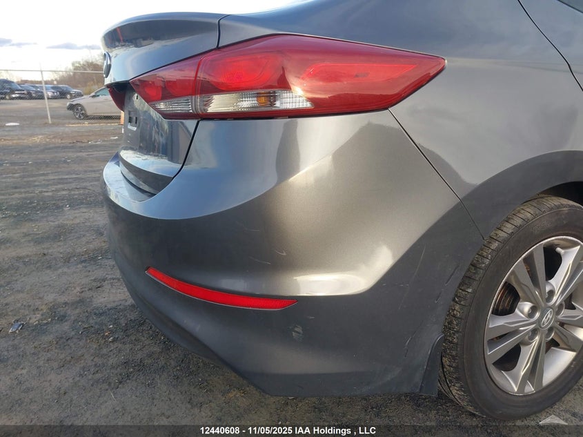 KMHD84LF7HU420677 2017 HYUNDAI ELANTRA photo no. 19