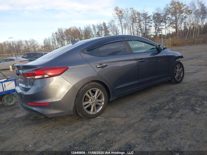 KMHD84LF7HU420677 2017 HYUNDAI ELANTRA photo no. 4