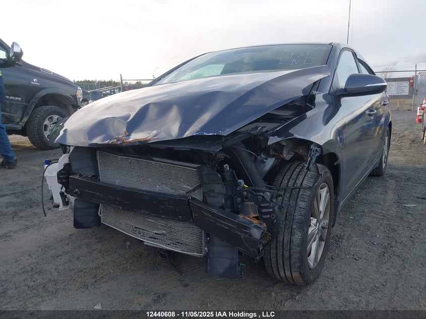 KMHD84LF7HU420677 2017 HYUNDAI ELANTRA photo no. 6