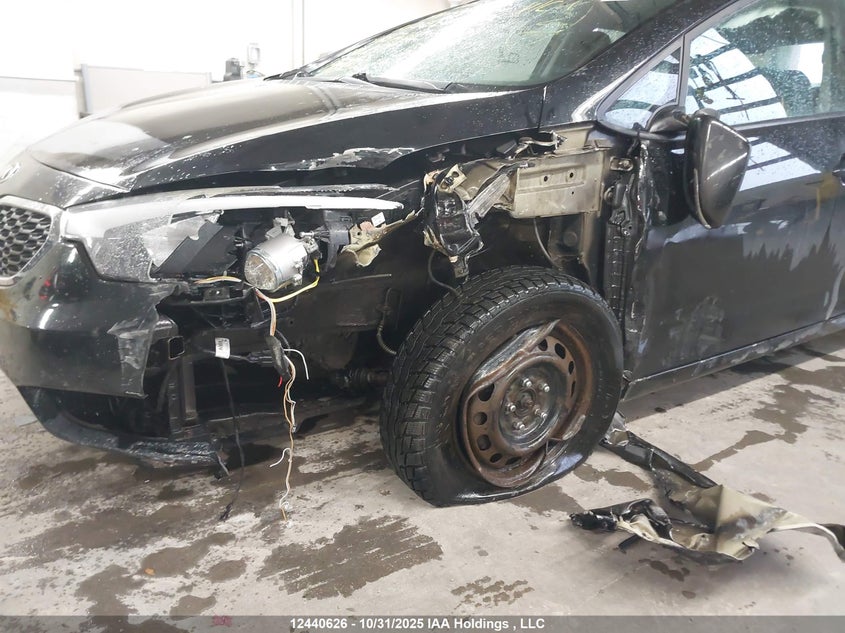 KNAFK5A84G5657142 2016 KIA FORTE photo no. 6