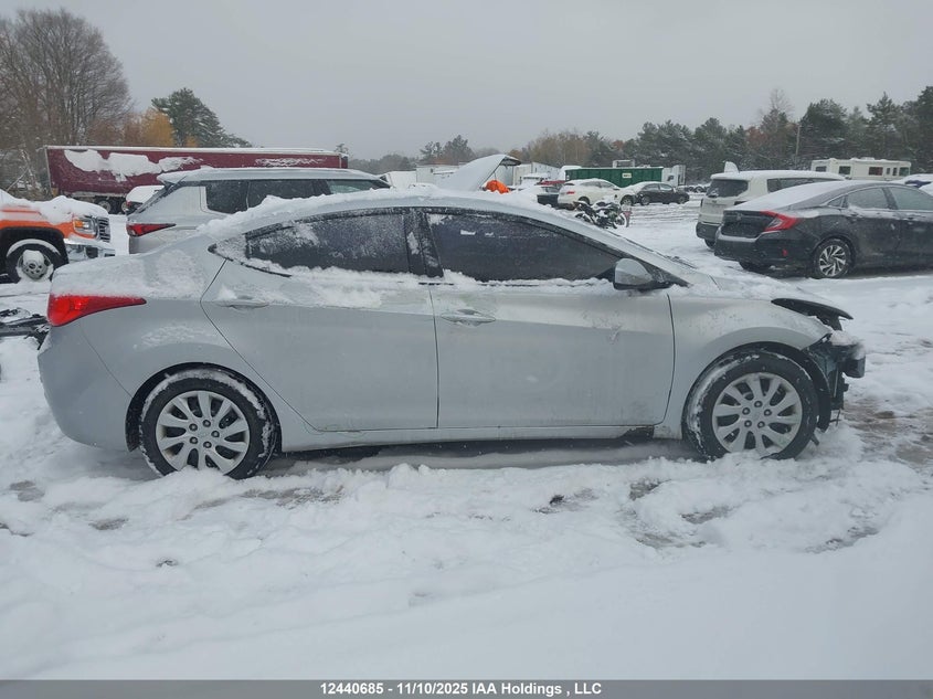 5NPDH4AE4DH164498 2013 HYUNDAI ELANTRA photo no. 14
