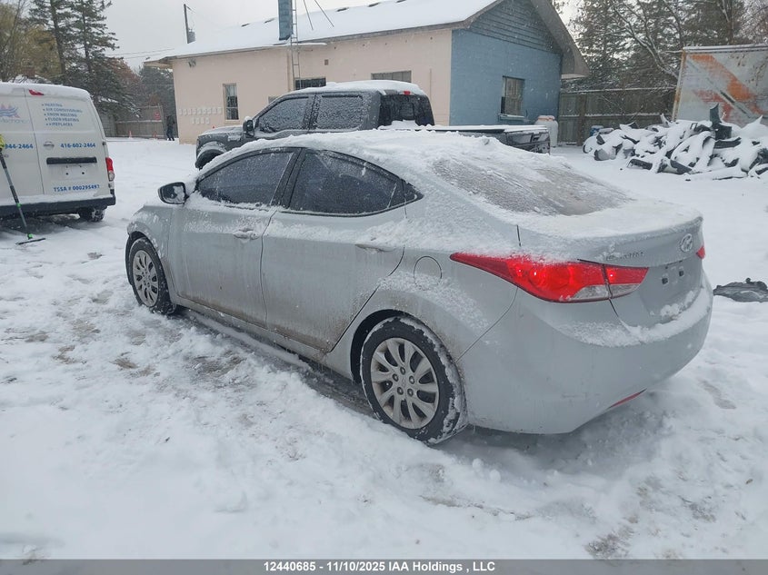 5NPDH4AE4DH164498 2013 HYUNDAI ELANTRA photo no. 3