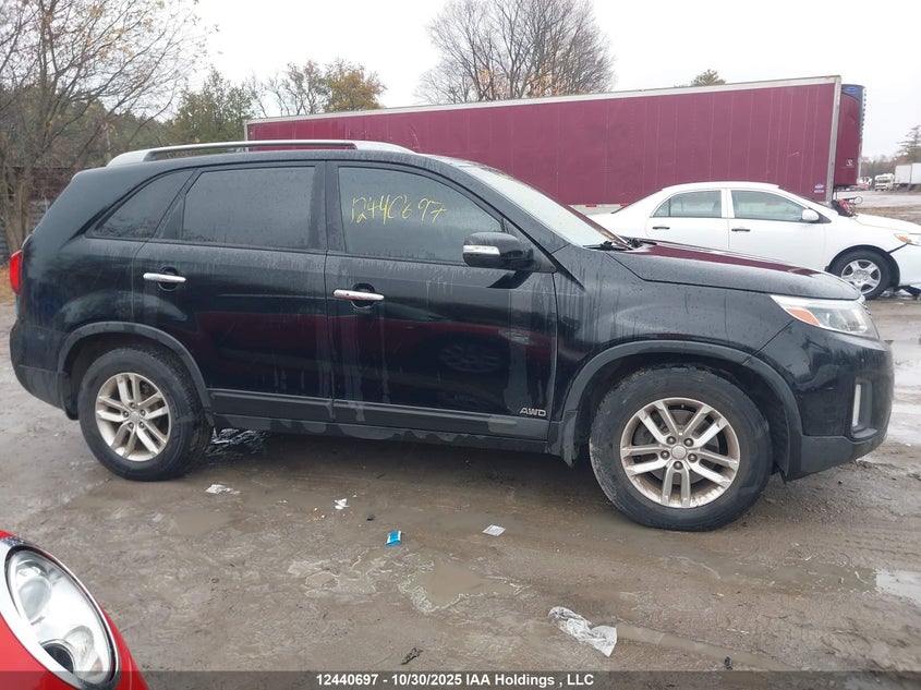 5XYKTDA72FG567705 2015 KIA SORENTO photo no. 14