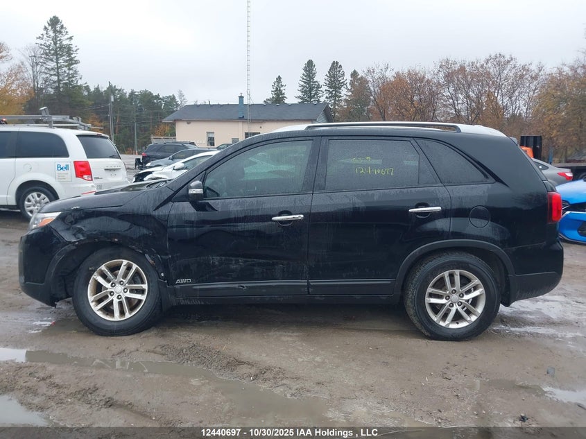 5XYKTDA72FG567705 2015 KIA SORENTO photo no. 15