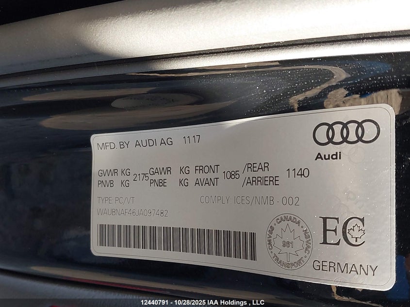 WAUBNAF46JA097482 2018 AUDI A4 photo no. 9