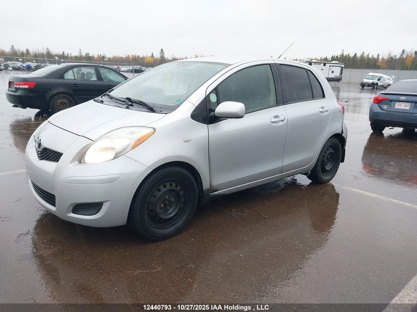 JTDKT4K32A5305812 2010 TOYOTA YARIS photo no. 2