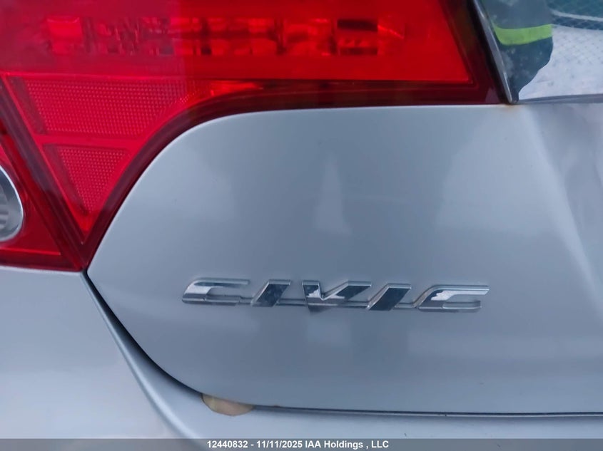 2010 Honda Civic Dx-G VIN: 2HGFA1F44AH004722 Lot: 12440832