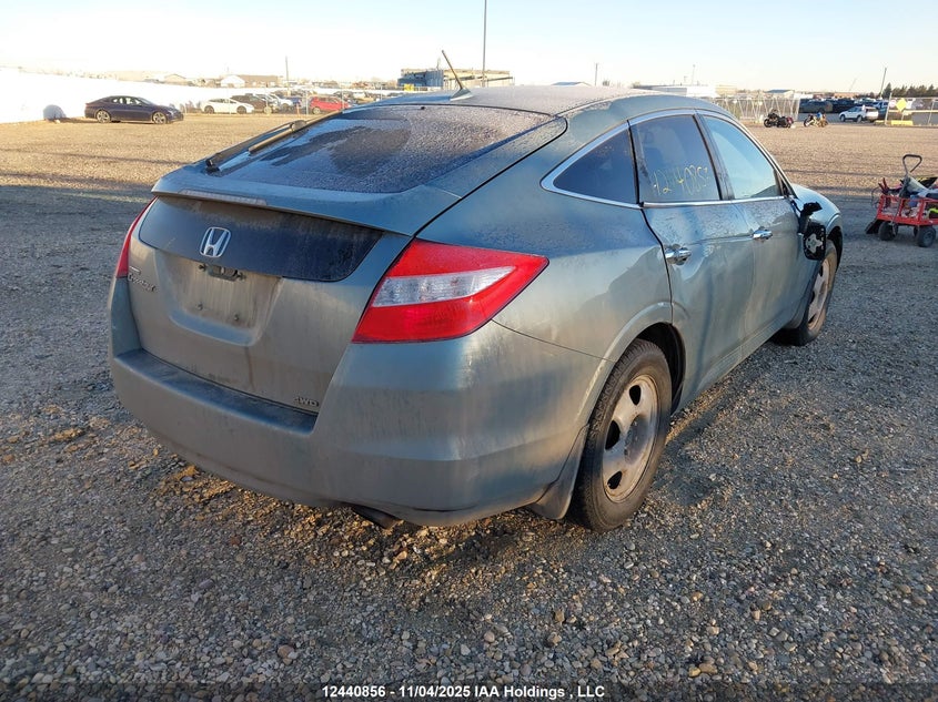 5J6TF2H56AL801016 2010 HONDA ACCORD photo no. 4