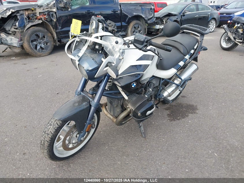 WB10308A43ZJ48962 2003 BMW R 1150 photo no. 2