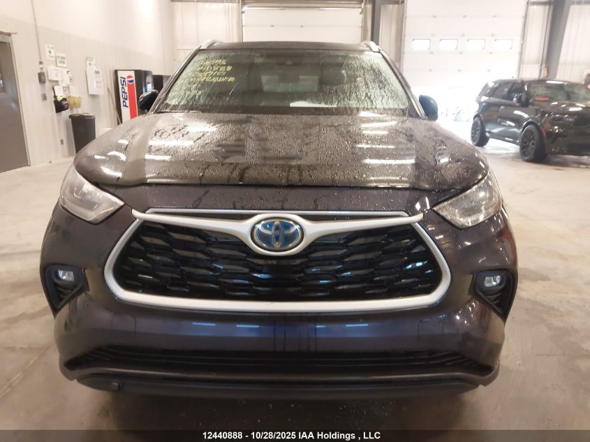 2021 Toyota Highlander Hybrid Xle VIN: 5TDGBRCH7MS533710 Lot: 12440888