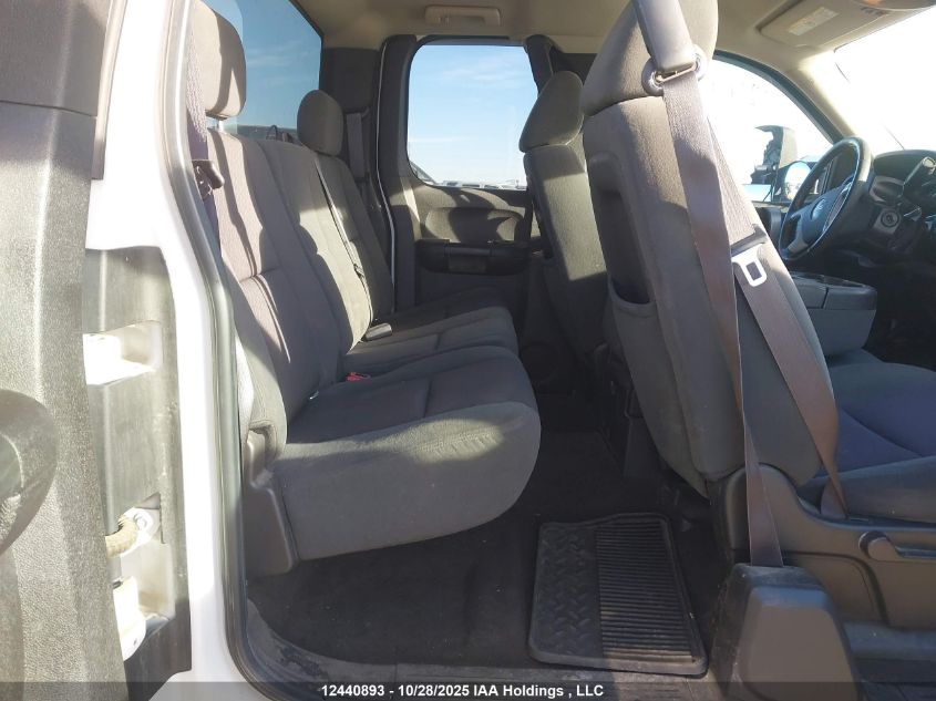 2009 GMC Sierra K2500 Heavy Duty VIN: 1GTHK49K19E157836 Lot: 12440893