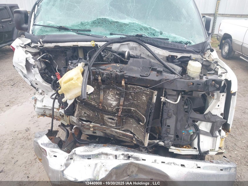 2016 GMC Savana G2500 VIN: 1GTW7BFG5G1207185 Lot: 12440908