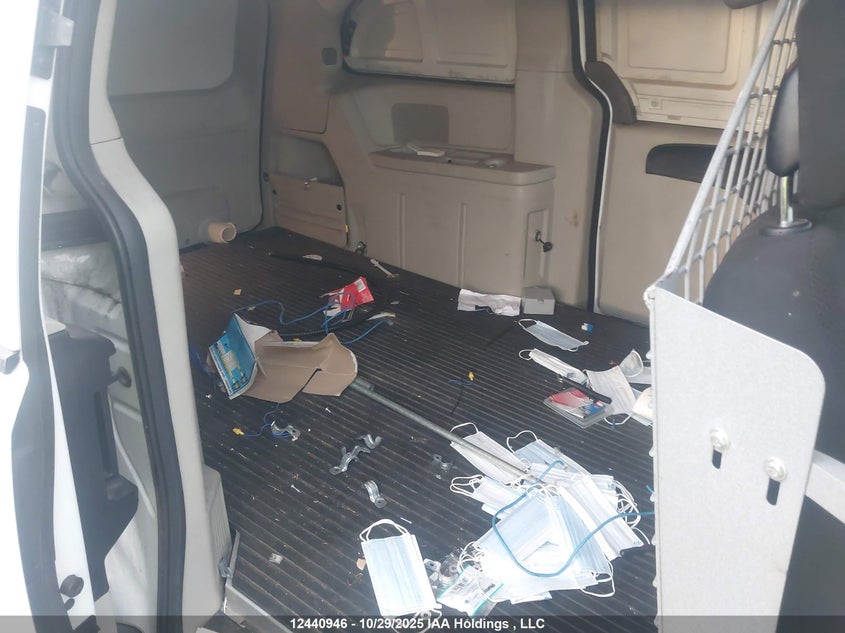 2015 Ram Cargo VIN: 2C4JRGAG3FR598436 Lot: 12440946