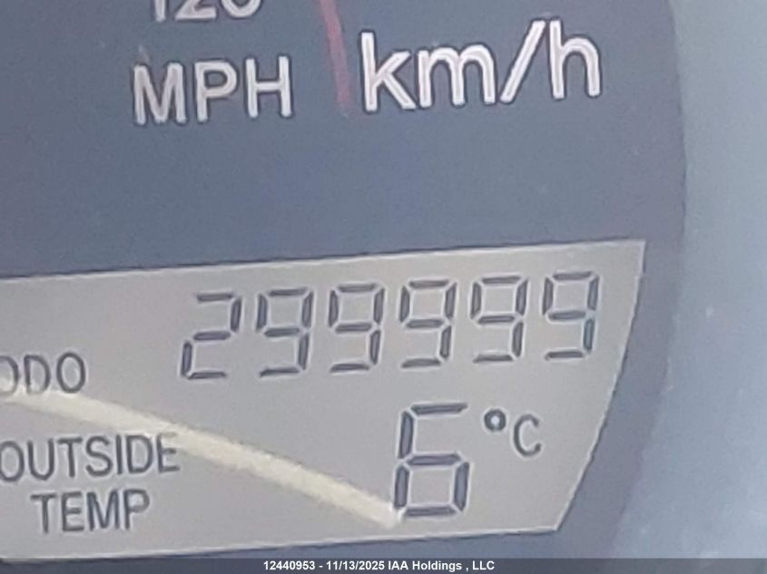 2007 Toyota Corolla Matrix Xr VIN: 2T1KR32E27C673445 Lot: 12440953