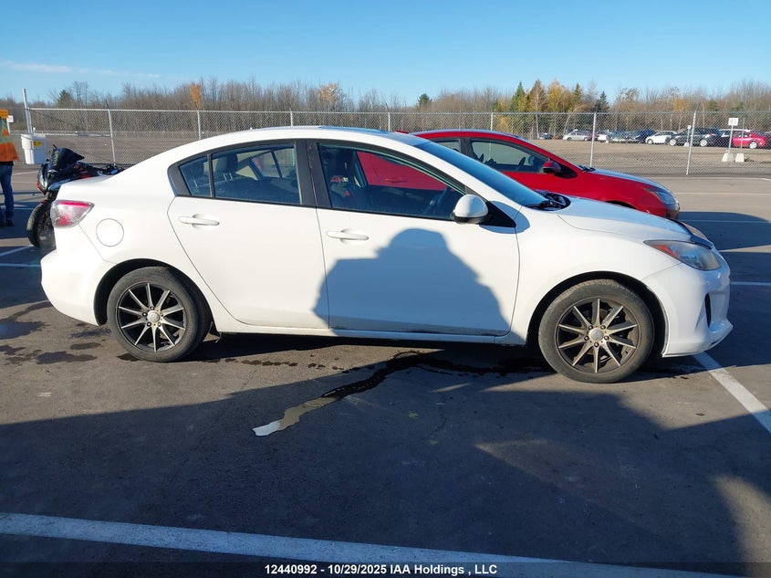 JM1BL1V71C1609964 2012 MAZDA 3 photo no. 13