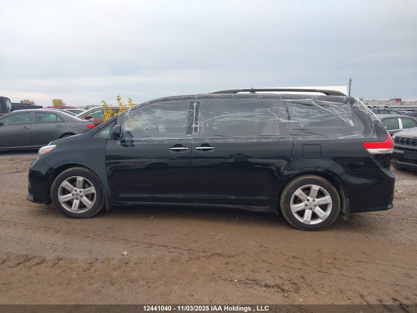 5TDXK3DC2FS568559 2015 TOYOTA SIENNA photo no. 13