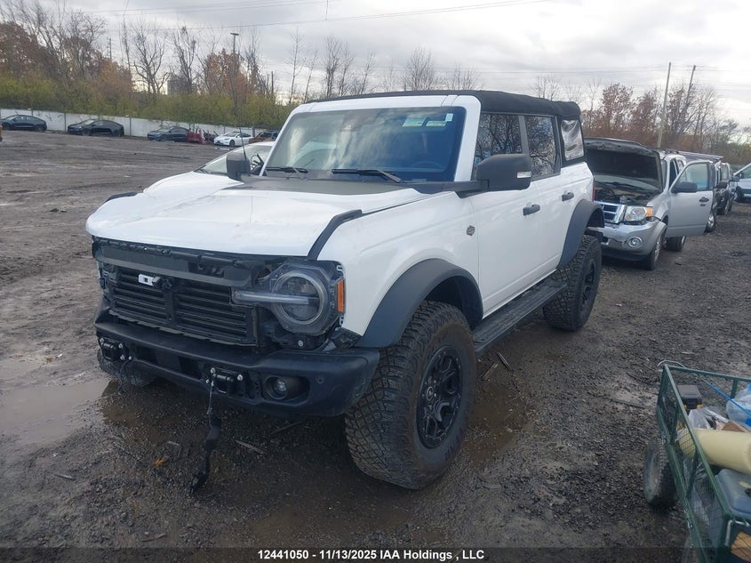1FMEE5DP5PLC00730 2023 FORD BRONCO photo no. 2