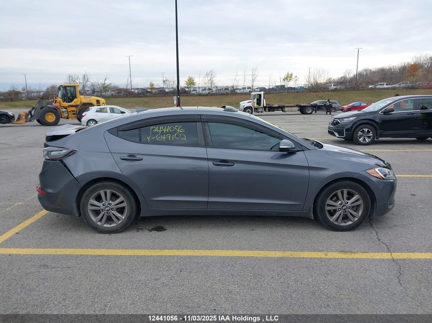 KMHD84LF8JU649102 2018 HYUNDAI ELANTRA photo no. 14