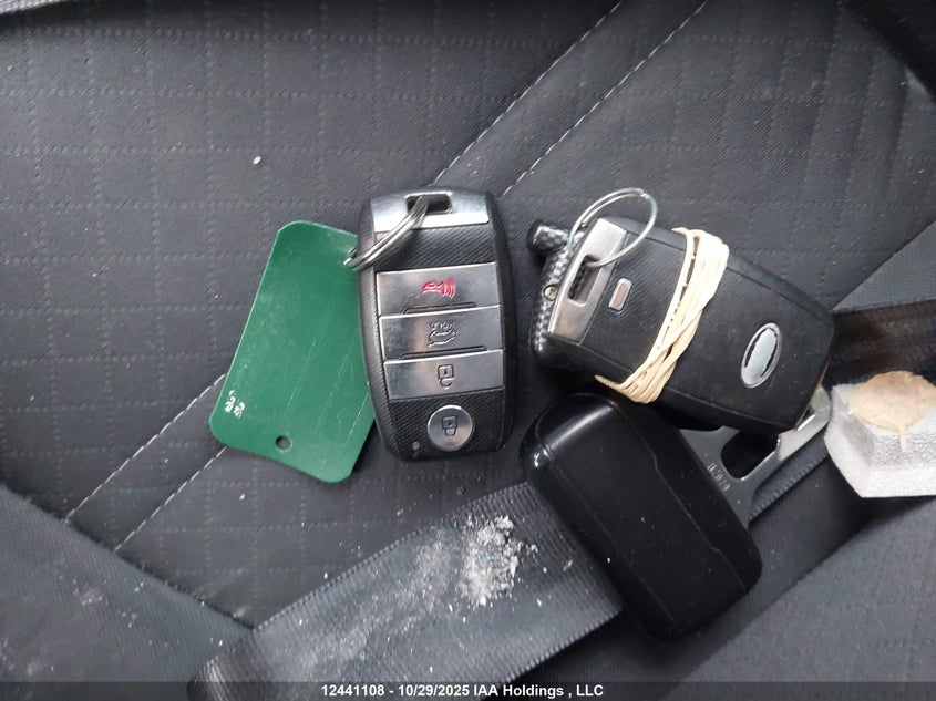 5XYPGDA5XGG106360 2016 KIA SORENTO photo no. 11