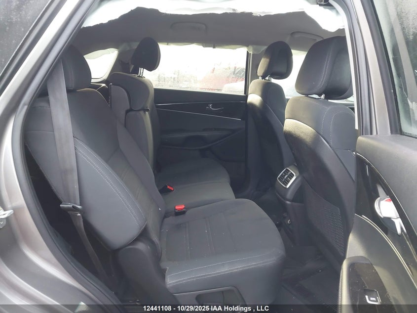5XYPGDA5XGG106360 2016 KIA SORENTO photo no. 8