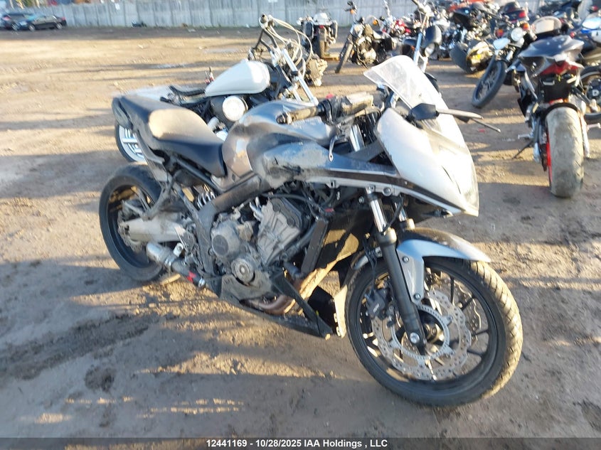 MLHRC7464F5100150 HONDA CBR650 Photo 1