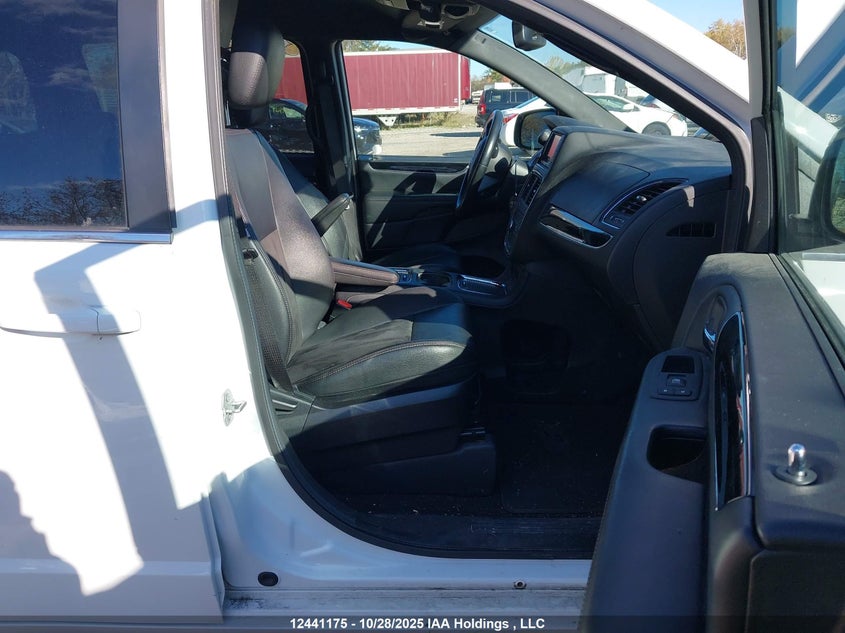 2C4RDGCG3KR806954 2019 DODGE CARAVAN photo no. 5