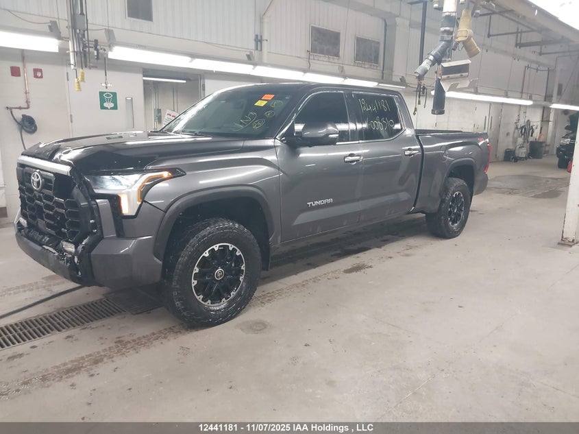 5TFJA5EC9NX008310 2022 TOYOTA TUNDRA photo no. 2