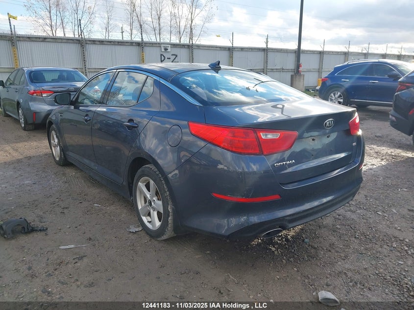 KNAGM4A73F5613065 2015 KIA OPTIMA photo no. 3
