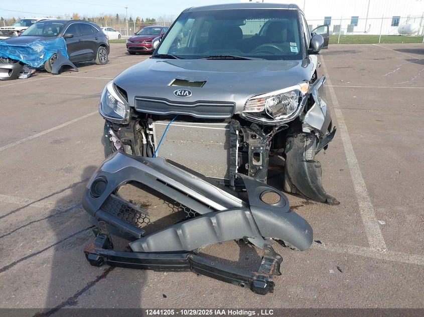 KNDJN2A26K7659390 2019 KIA SOUL photo no. 12