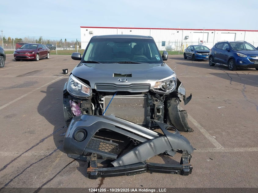 KNDJN2A26K7659390 2019 KIA SOUL photo no. 13