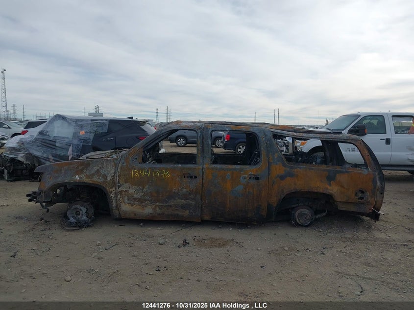 1GNSKHE77DR188998 2013 CHEVROLET SUBURBAN photo no. 13
