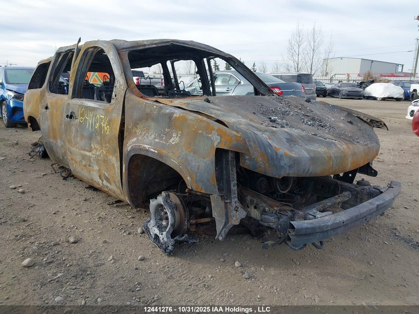 1GNSKHE77DR188998 2013 CHEVROLET SUBURBAN photo no. 21