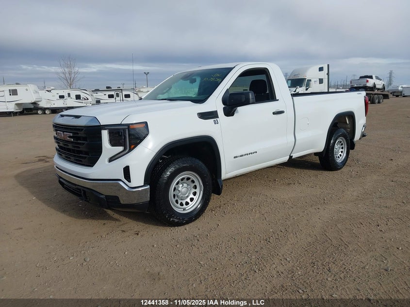 3GTNUAEK1PG342248 2023 GMC SIERRA photo no. 2