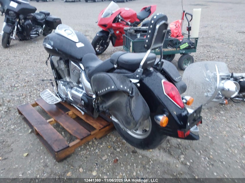 1HFSC52897A400259 2007 HONDA VTX photo no. 3