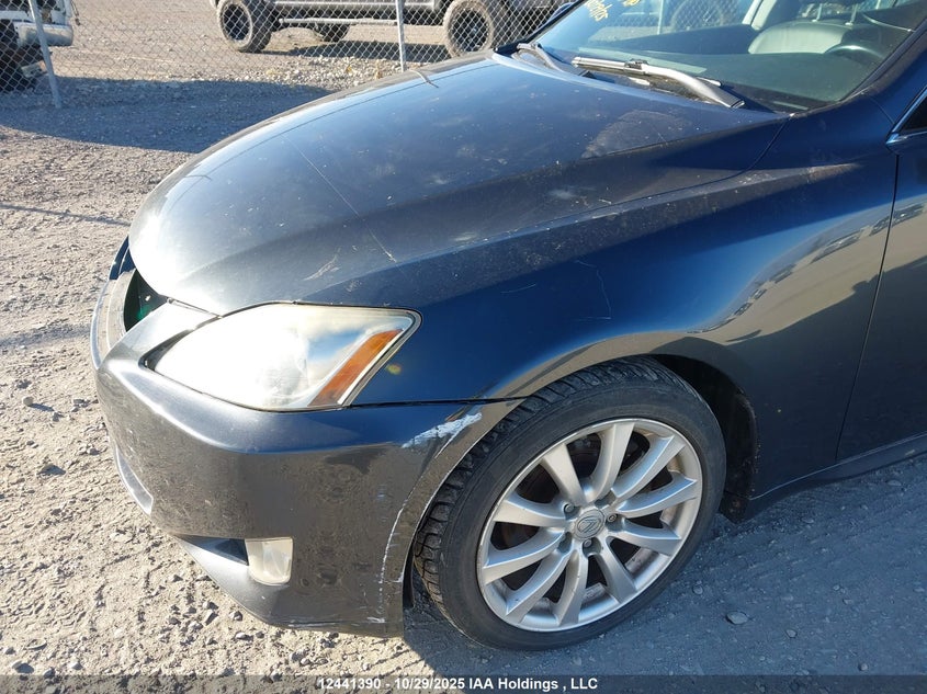 JTHBK262382079413 2008 LEXUS IS photo no. 21