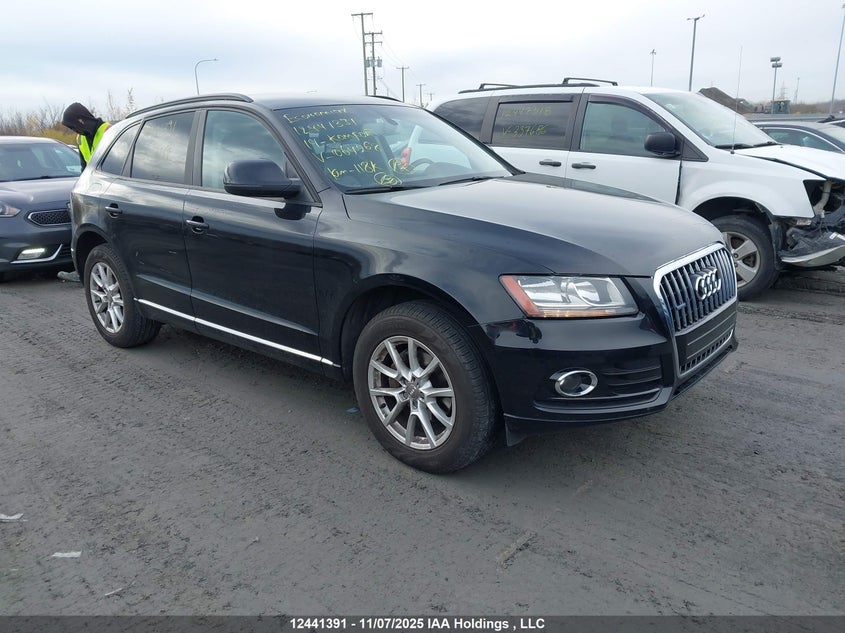 WA1CFCFP1EA064268 2014 Audi Q5 2.0 Komfort auction photo 1