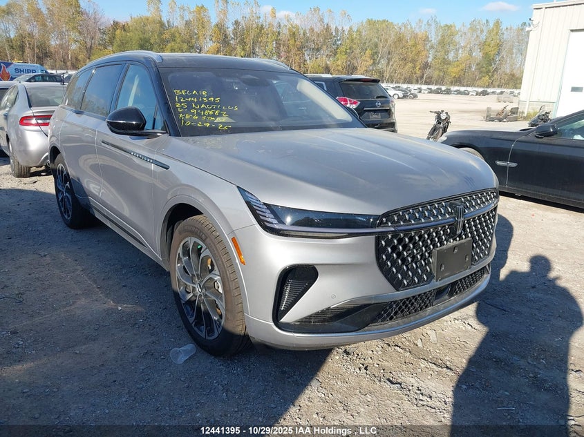 5LMPJ8KA4SJ948682 2025 Lincoln Nautilus auction photo 1