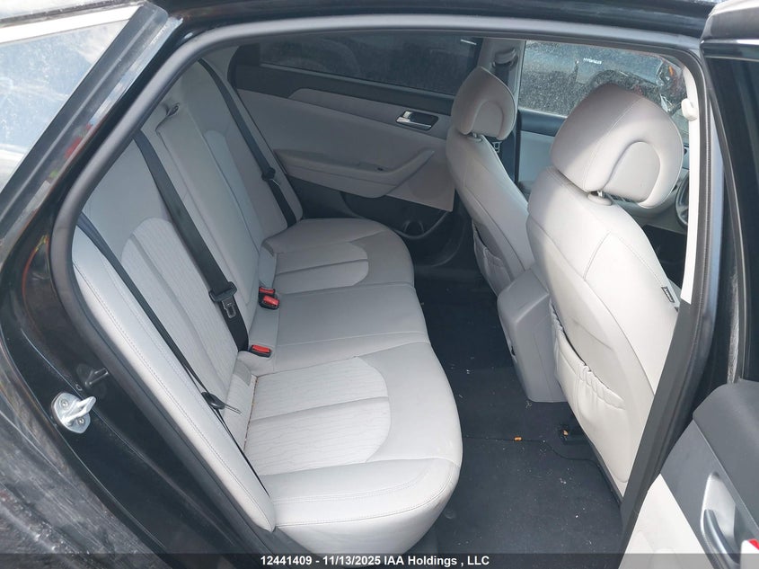 KMHE24L19HA048934 2017 HYUNDAI SONATA photo no. 8