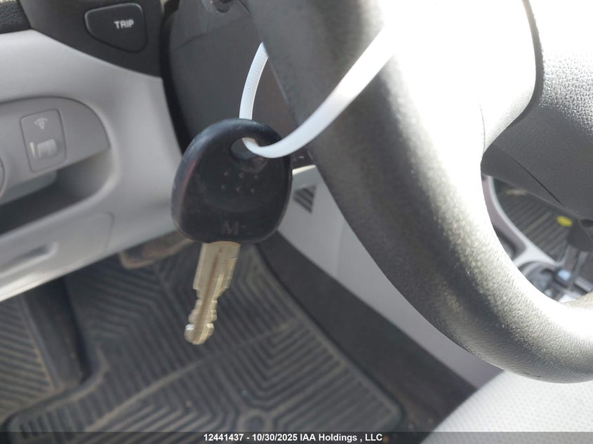 KMHCN45C79U379377 2009 HYUNDAI ACCENT photo no. 11