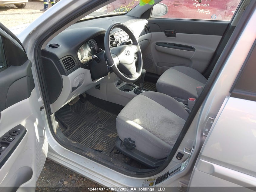 KMHCN45C79U379377 2009 HYUNDAI ACCENT photo no. 5