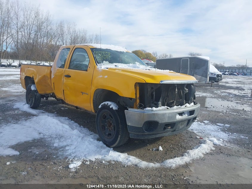 1GT21ZCG8BZ370761 2011 GMC SIERRA photo no. 12