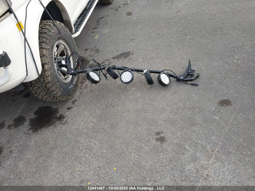 1998 Mitsubishi Delica VIN: 000000PF8W0101263 Lot: 12441487