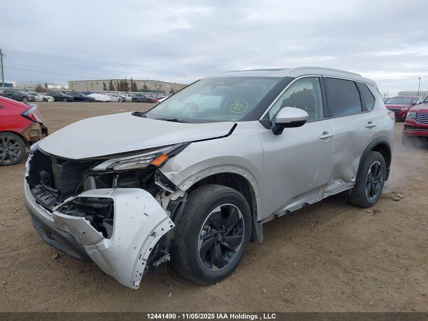 JN8BT3BB4SW162122 2025 NISSAN ROGUE photo no. 2
