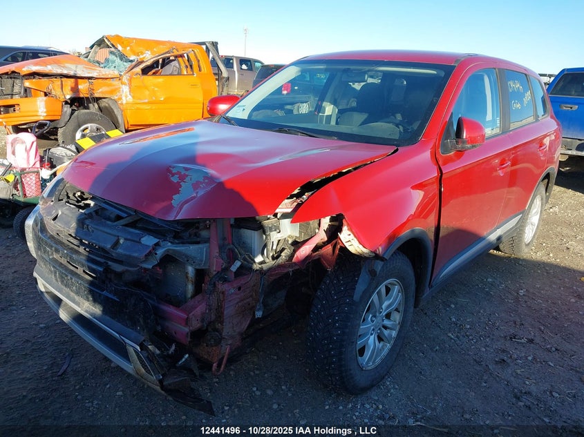 JA4AZ2A31KZ608665 2019 MITSUBISHI OUTLANDER photo no. 2