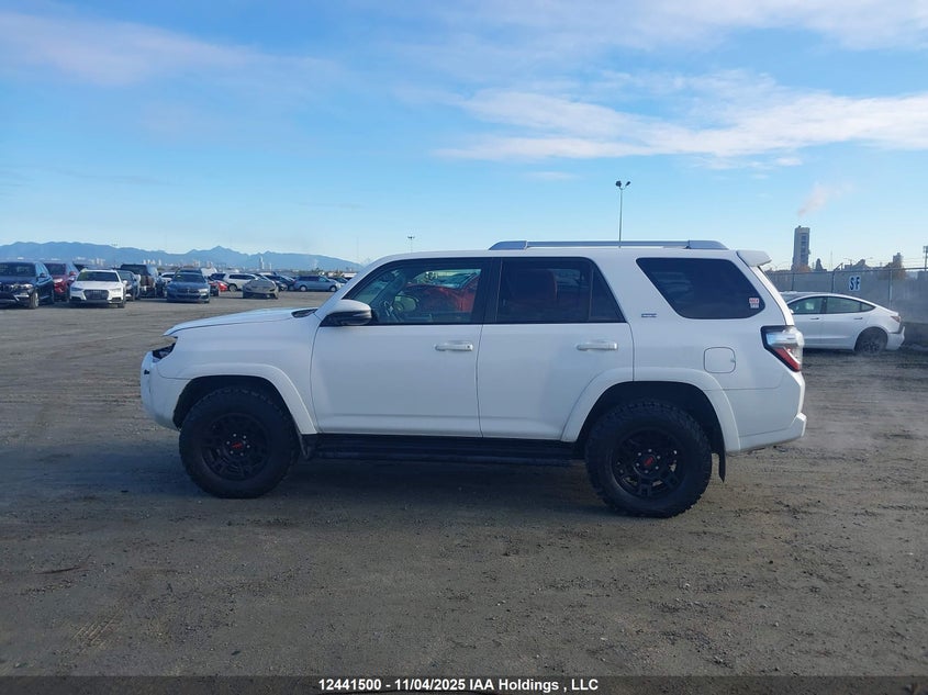2015 Toyota 4Runner Sr5 V6 VIN: JTEBU5JR4F5248718 Lot: 12441500